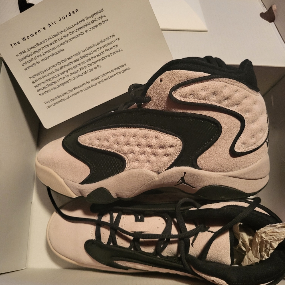 Women's Jordan shoes